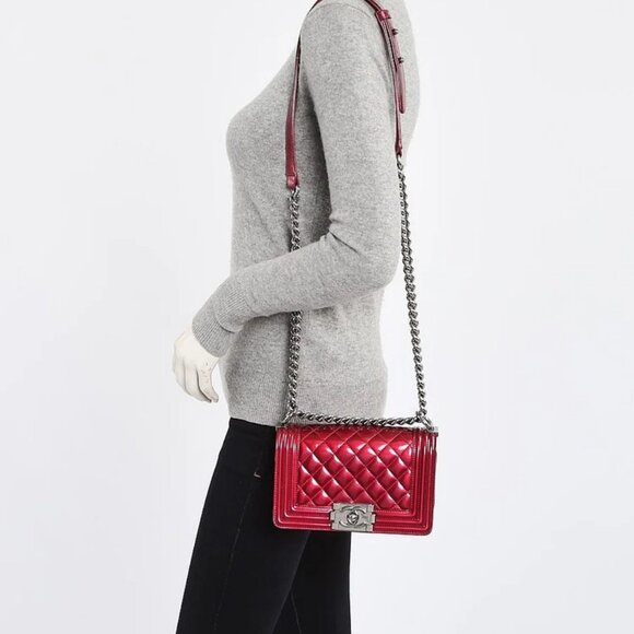 Chanel Pink Quilted Patent Leather Small Boy Bag - Picture 2 of 11